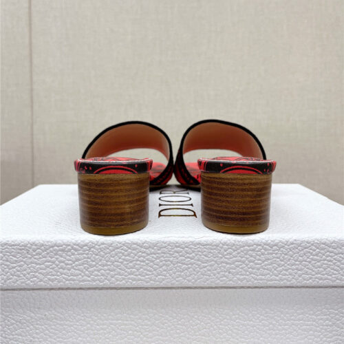 High Quality Luxury Dior Word Embroidery Slippers – Style 01830 alternate view