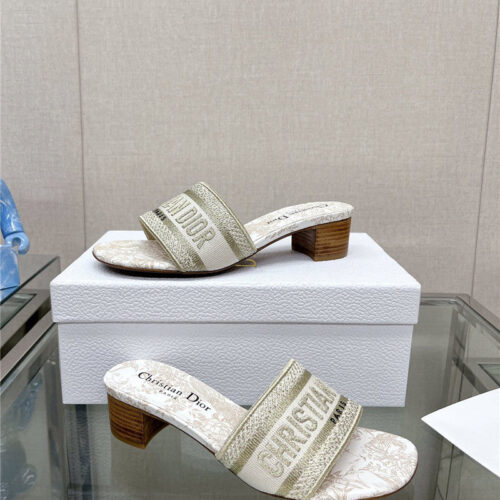 High Quality Luxury Dior Word Embroidery Slippers – Style 84326 alternate view