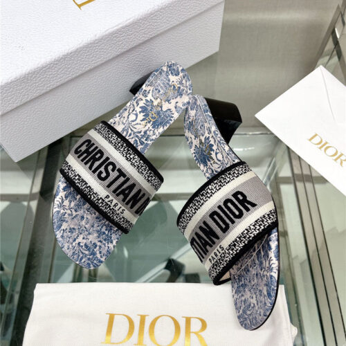 High Quality Luxury Dior Word Embroidery Slippers – Style 87718 product detail