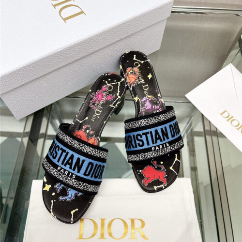 High Quality Luxury Dior Word Embroidery Slippers – Style 60038 product detail