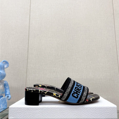 High Quality Luxury Dior Word Embroidery Slippers – Style 60038