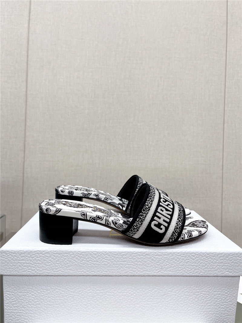 High Quality Luxury Dior Word Embroidery Slippers – Style 63430