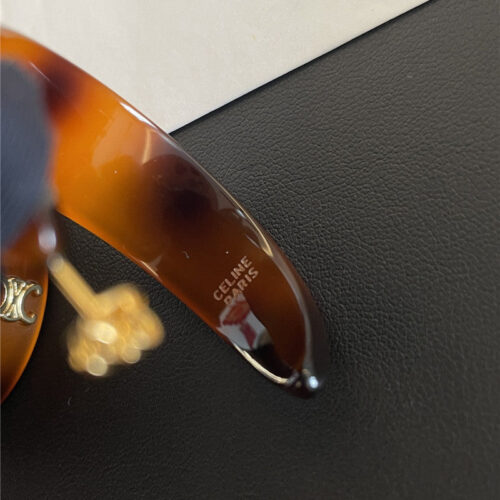 High Quality Luxury Celine Acrylic Tortoiseshell Earrings product detail