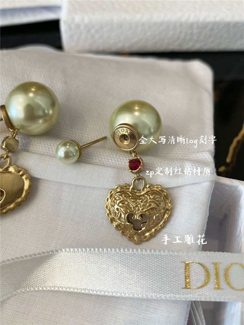 High Quality Luxury Dior Limited Edition Earrings product detail