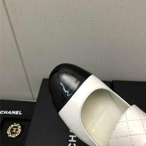 High Quality Luxury Chanel Classic Color Matching Elements Large Logo Shoes – Style 40390 product detail