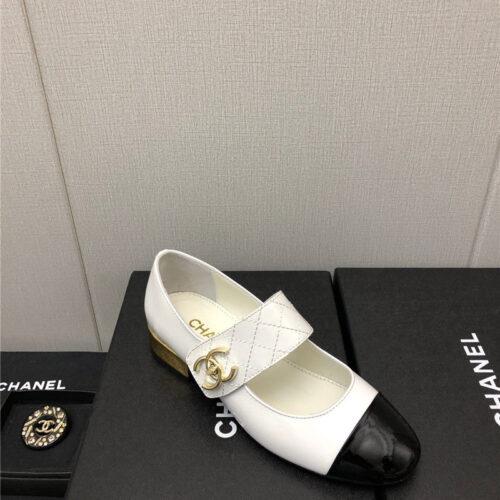 High Quality Luxury Chanel Classic Color Matching Elements Large Logo Shoes – Style 40390 product detail