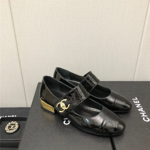 High Quality Luxury Chanel Classic Color Matching Elements Large Logo Shoes – Style 09318 product detail