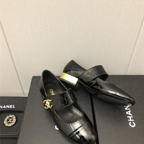 High Quality Luxury Chanel Classic Color Matching Elements Large Logo Shoes – Style 09318 product detail