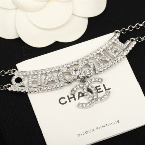 High Quality Luxury Chanel Fragrant Bow Double C Necklace alternate view