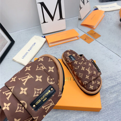 High Quality Luxury Louis Vuitton Early Spring Couple Bag Slippers – Style 16803 product detail