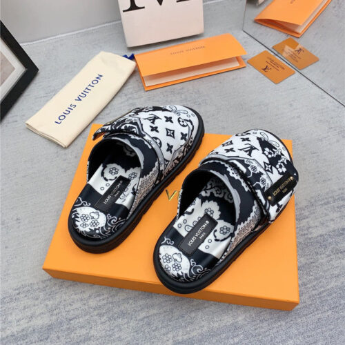 High Quality Luxury Louis Vuitton Early Spring Couple Bag Slippers – Style 51267 product detail