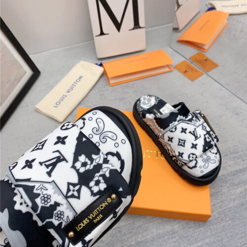 High Quality Luxury Louis Vuitton Early Spring Couple Bag Slippers – Style 51267 product detail