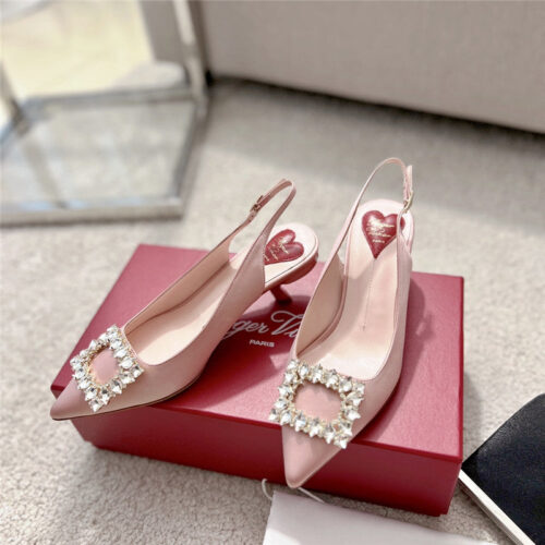 High Quality Luxury Roger Vivier Buckle Satin Slingback Shoes product detail
