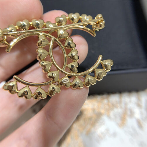 High Quality Luxury Chanel Full Circle Love C Brooch product detail