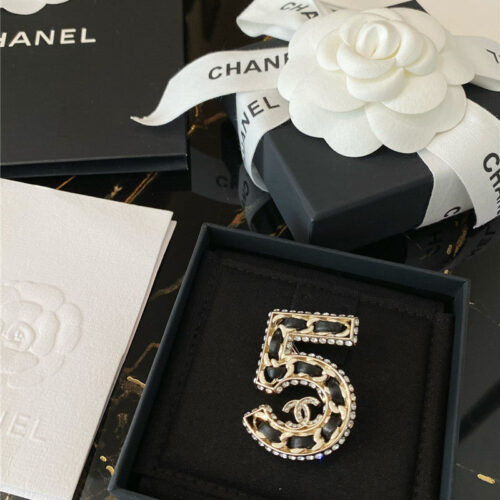 High Quality Luxury Chanel No. 5 Limited Edition Brooch product detail