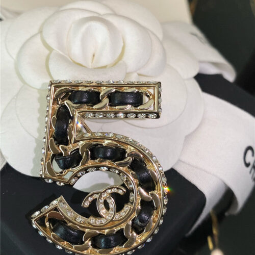 High Quality Luxury Chanel No. 5 Limited Edition Brooch