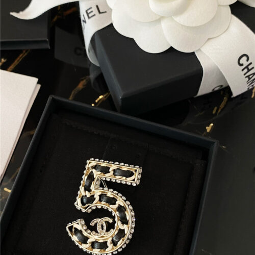 High Quality Luxury Chanel No. 5 Limited Edition Brooch product detail