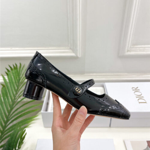 High Quality Luxury Chanel Square Toe Punching Shoes – Style 63110 alternate view