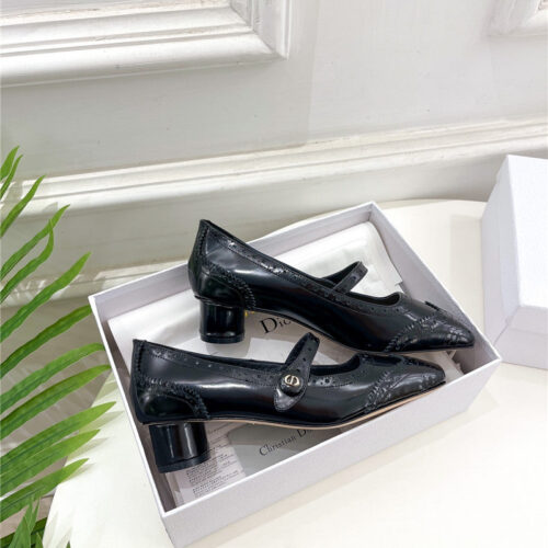 High Quality Luxury Chanel Square Toe Punching Shoes – Style 63110 product detail