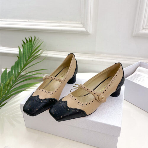 High Quality Luxury Chanel Square Toe Punching Shoes