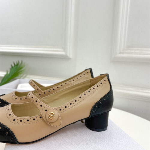 High Quality Luxury Chanel Square Toe Punching Shoes product detail