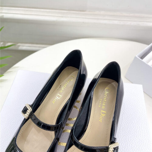 High Quality Luxury Dior Early Spring New Pearl Heel Shoes – Style 50470 product detail