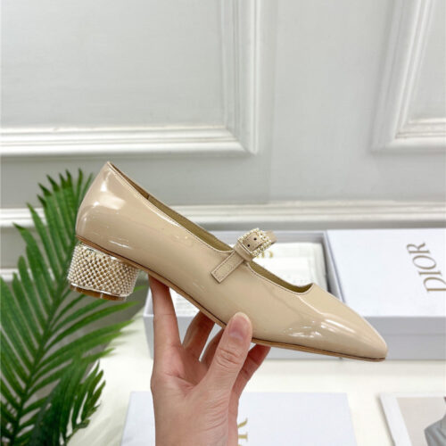 High Quality Luxury Dior Early Spring New Pearl Heel Shoes alternate view