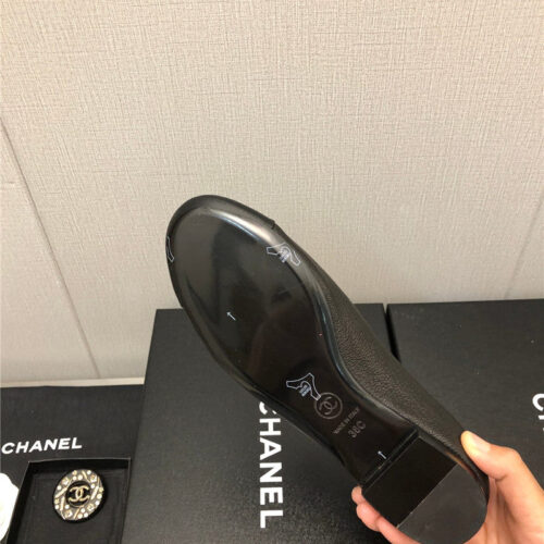 High Quality Luxury Chanel Classic Color Block Logo Shoes – Style 48870 product detail