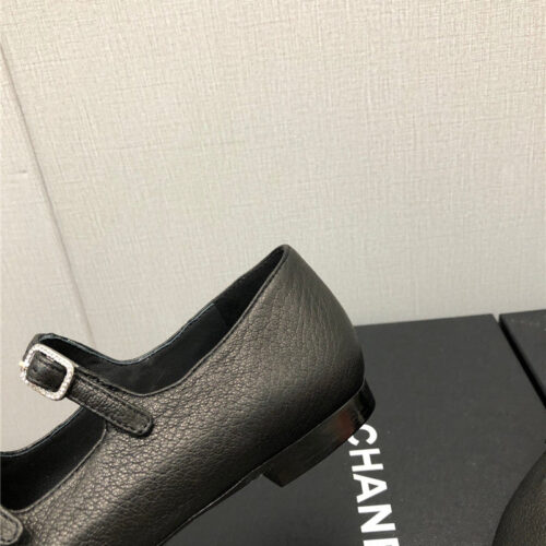 High Quality Luxury Chanel Classic Color Block Logo Shoes – Style 48870 product detail