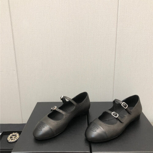 High Quality Luxury Chanel Classic Color Block Logo Shoes – Style 48870 product detail