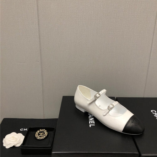 High Quality Luxury Chanel Classic Color Block Logo Shoes product detail