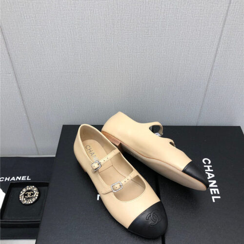High Quality Luxury Chanel Classic Color Block Logo Shoes – Style 21190 product detail