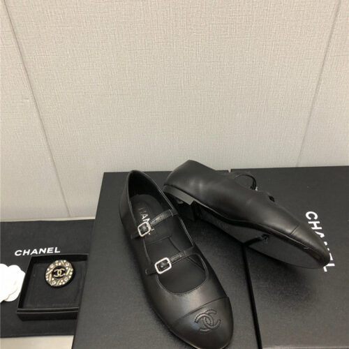 High Quality Luxury Chanel Classic Color Block Logo Shoes – Style 90118 product detail