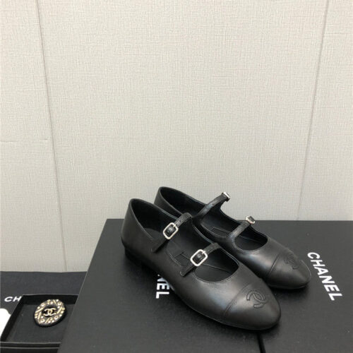 High Quality Luxury Chanel Classic Color Block Logo Shoes – Style 90118