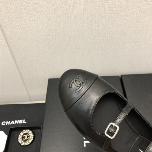 High Quality Luxury Chanel Classic Color Block Logo Shoes – Style 90118 product detail
