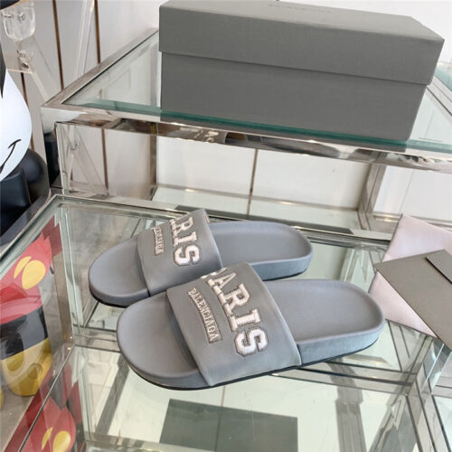 High Quality Luxury Balenciaga Comfort Slippers – Style 40099 product detail