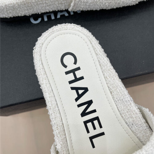 High Quality Luxury Chanel New Big Double C Lazy Slippers – Style 15718 product detail
