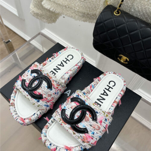 High Quality Luxury Chanel New Big Double C Lazy Slippers product detail