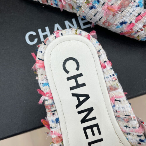 High Quality Luxury Chanel New Big Double C Lazy Slippers product detail