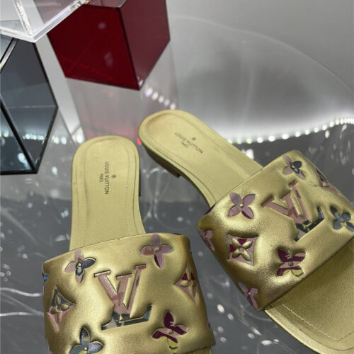 High Quality Luxury Louis Vuitton Classic Old Flower Flat Slippers – Style 96515 product detail