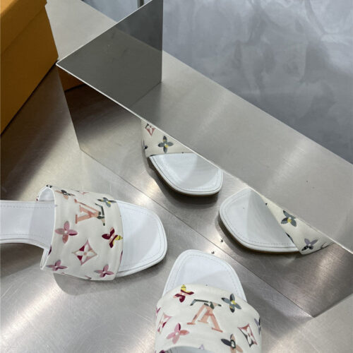 High Quality Luxury Louis Vuitton Classic Presbyopic High-Heeled Slippers – Style 79555 product detail