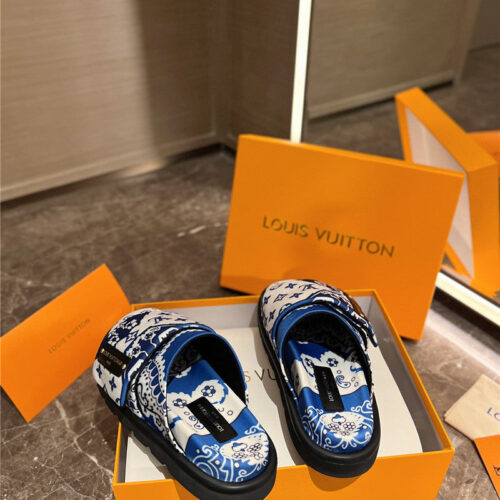 High Quality Luxury Louis Vuitton Spring New Presbyopic Sandals And Slippers alternate view