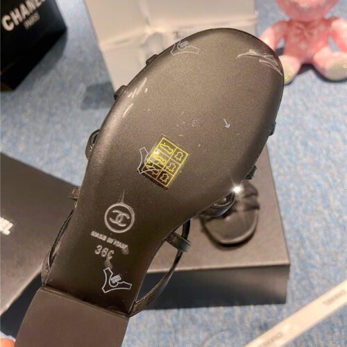 High Quality Luxury Chanel Camellia Explosion Sandals – Style 47558 product detail