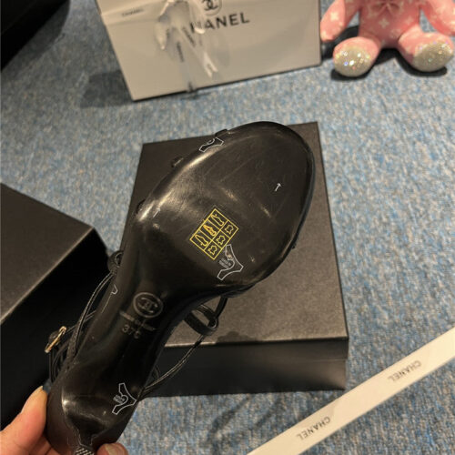 High Quality Luxury Chanel Camellia Explosion Sandals product detail