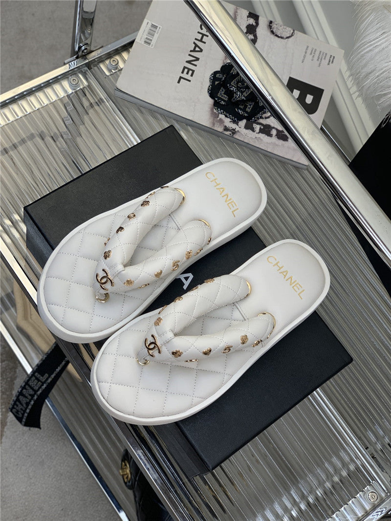 High Quality Luxury Chanel New Flip Flops – Style 96262