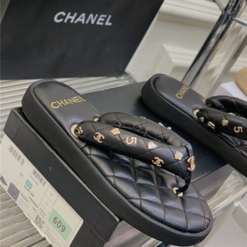 High Quality Luxury Chanel New Flip Flops – Style 40902 product detail