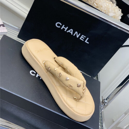 High Quality Luxury Chanel New Flip Flops – Style 85542 product detail