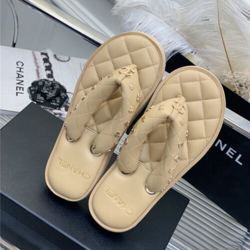 High Quality Luxury Chanel New Flip Flops – Style 85542 product detail