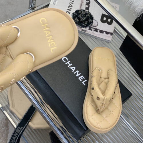 High Quality Luxury Chanel New Flip Flops – Style 85542 product detail