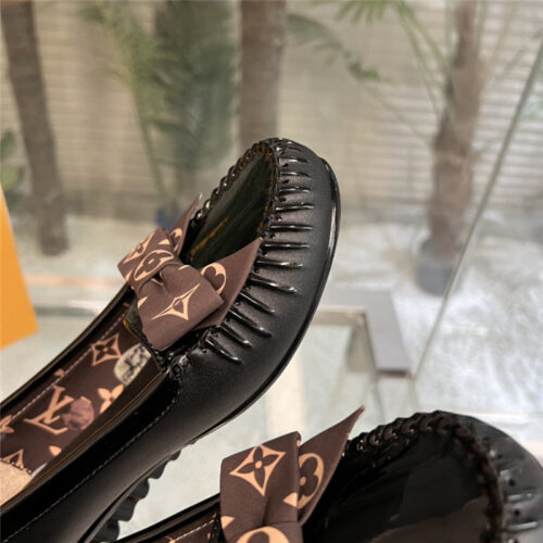 High Quality Luxury Louis Vuitton New Butterfly Fruit Frozen Shoes – Style 83843 product detail